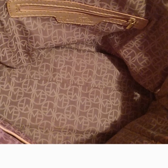 Marc Fisher large purse - Picture 6 of 6